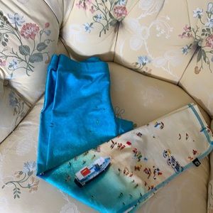 Terez Beach scene stretch pants